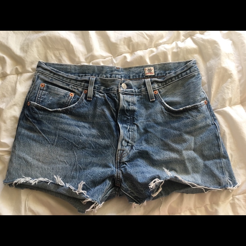 Levi’s 501 cutoffs